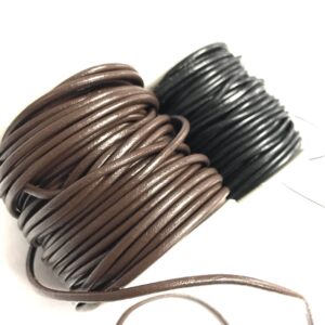 cordÓn de cuero 2,5mm (24 metros)