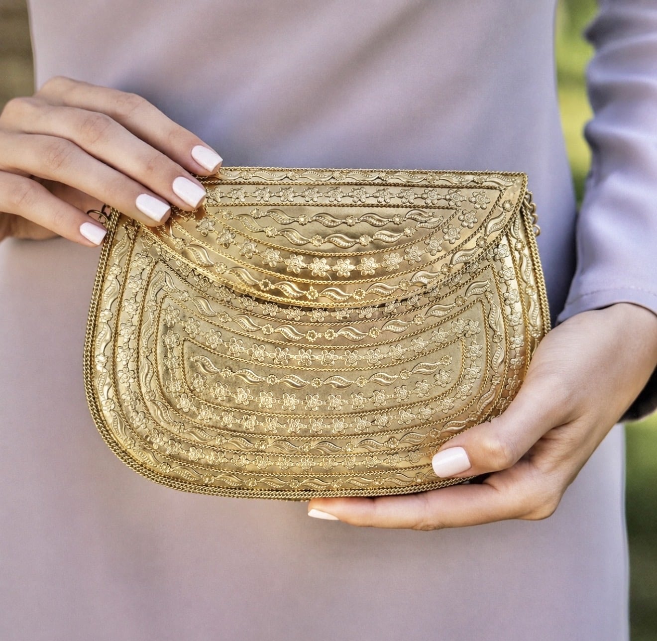 bolso in martia dorado portada