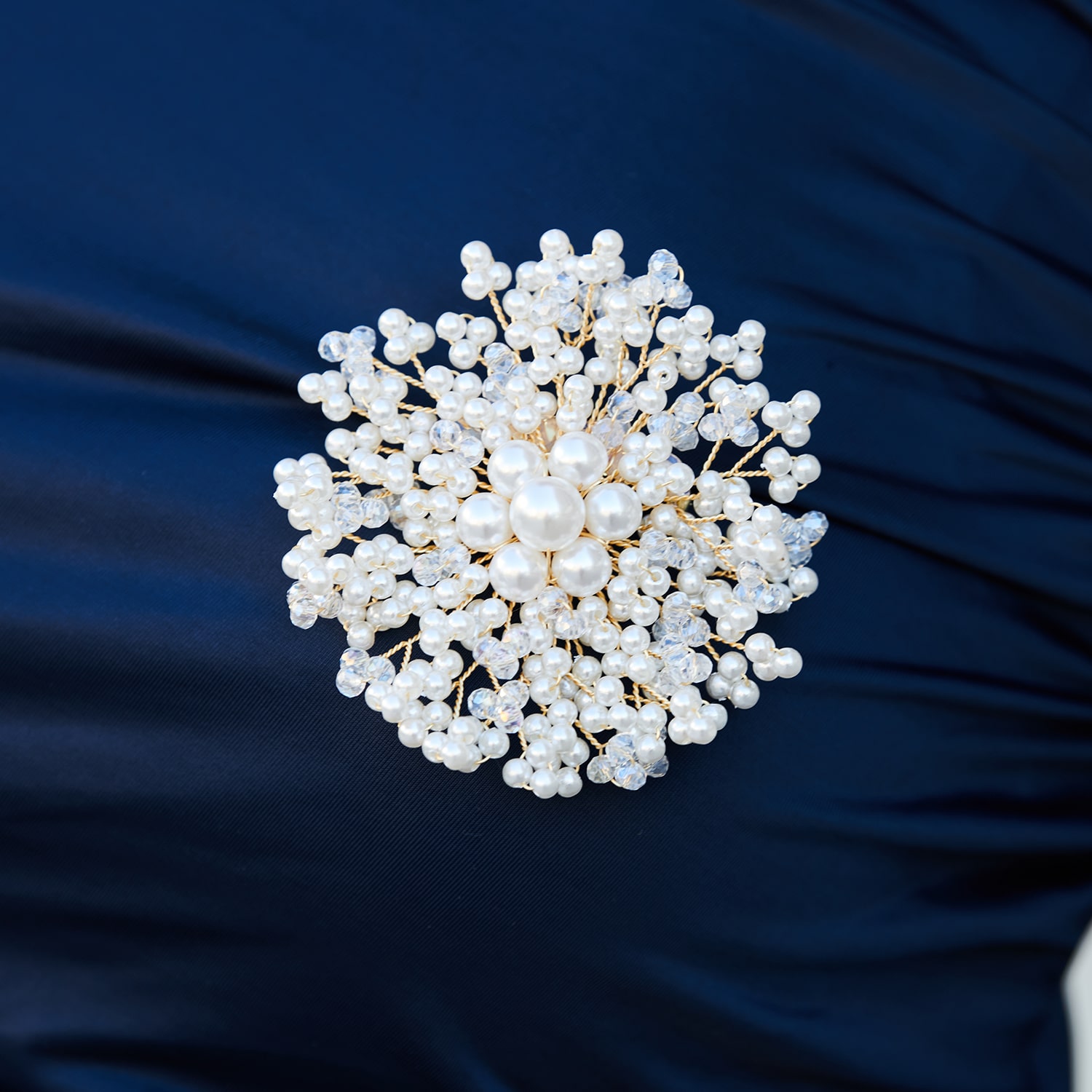 BROOCH DE PIERRES LUXURY PEARL