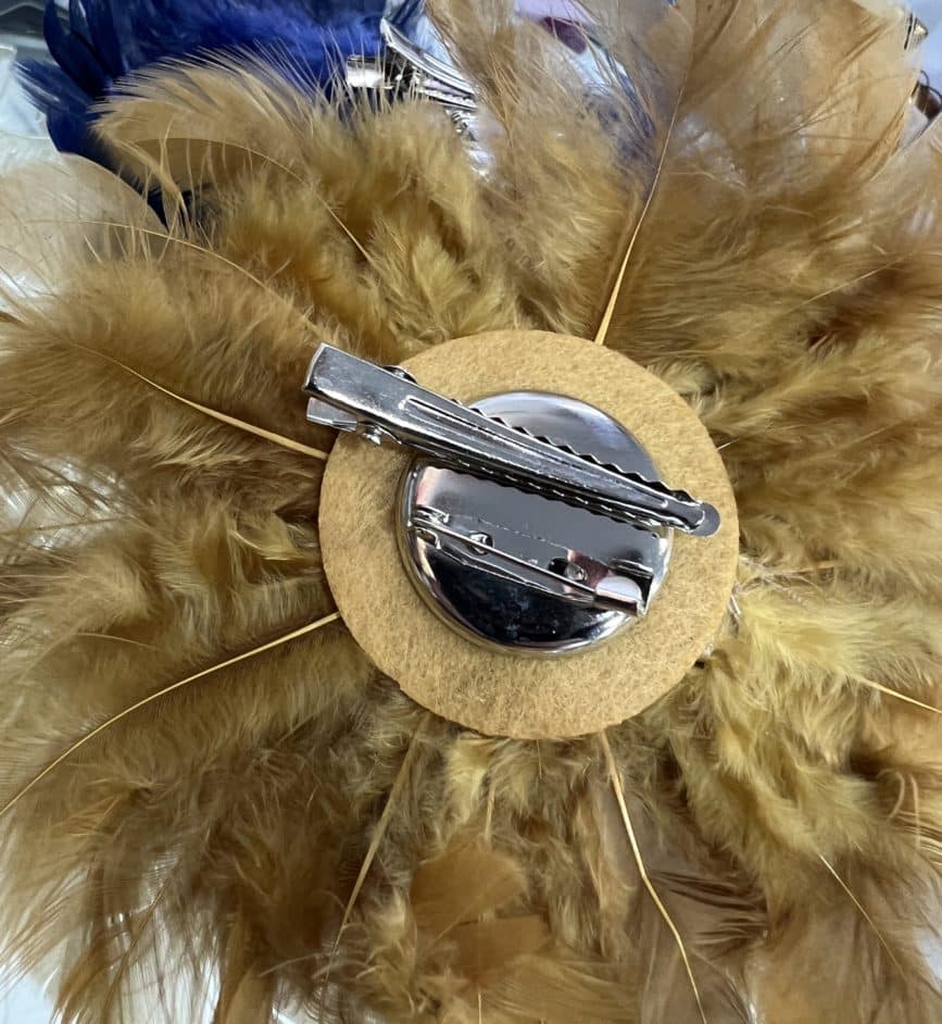 BROOCH OF SHAVED GOOSE FEATHERS