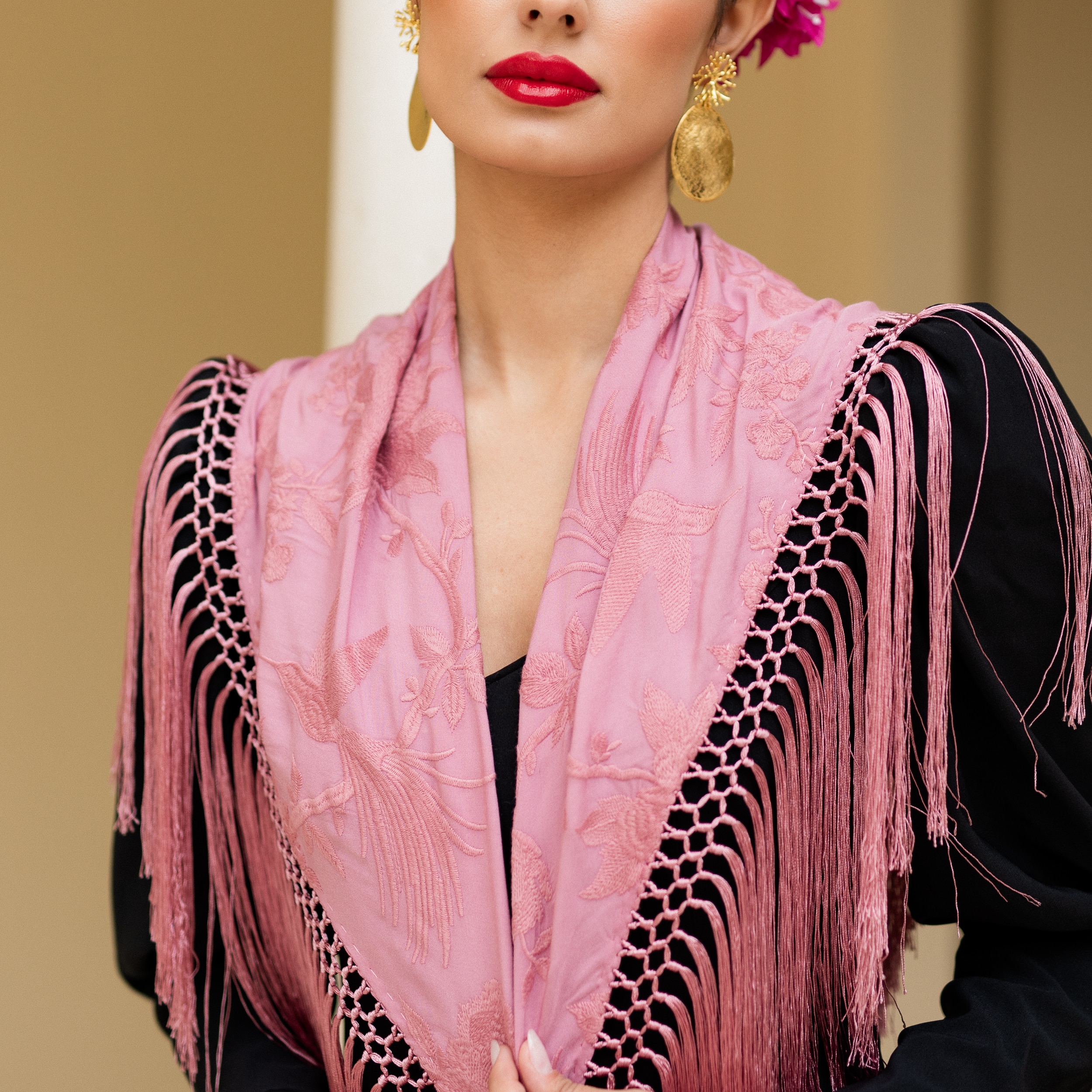 mantoncillo de flamenca mercedes maquillaje detalle