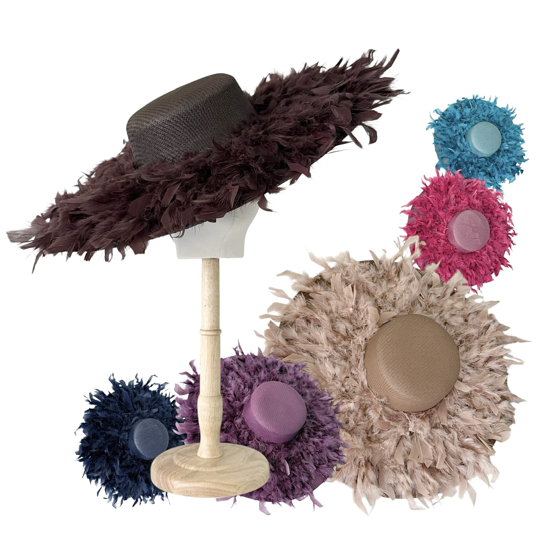 Chapeau à Garniture Plumes Style Pagode Marzi - Rose - Taille Unique - Neuf Avec étiquettes