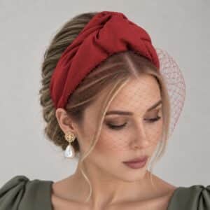 diadema callie con redecilla roja portada