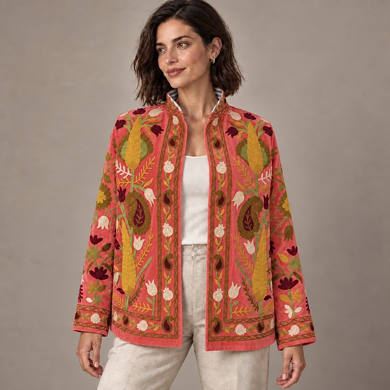 chaqueta suzani de terciopelo portada coral