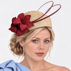 tocado pillbox stirling con flores para boda